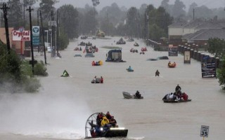 Tổng thống Mỹ đề xuất chi gói hỗ trợ 7,85 tỷ USD tái thiết sau bão Harvey
