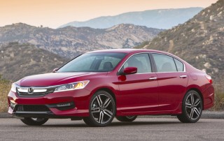 Ô tô Accord giảm gần 200 triệu: Honda lại gây chấn động