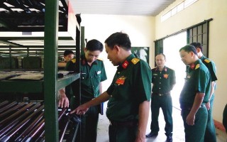 Bộ Tư lệnh Công binh kiểm tra tại Sư đoàn 5