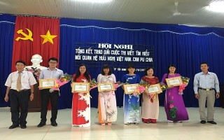 Trao giải Cuộc thi viết tìm hiểu về mối quan hệ hữu nghị Việt Nam – Campuchia