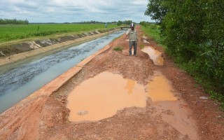 Khó xử lý hành vi vi phạm tải trọng trên các tuyến kênh thuỷ lợi