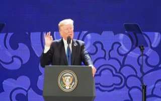Tổng thống Donald Trump phát biểu tại Hội nghị Thượng đỉnh Doanh nghiệp APEC