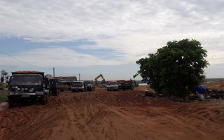 “Cò canh đường” và vấn nạn xe quá tải