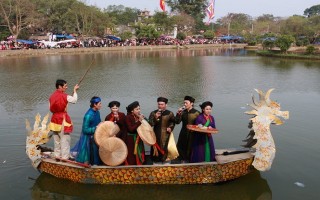 Về Bắc Ninh nghe hát quan họ trên hồ