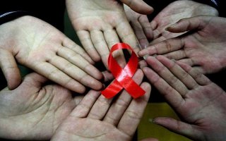 Tràn trề hi vọng về một ngày hết còn sợ HIV/AIDS