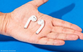 Apple thắng lớn nhờ tai nghe AirPods