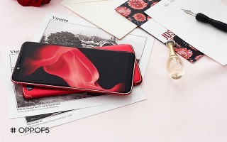 Oppo F5 ra bản màu đỏ, 6GB RAM với giá 8,99 triệu đồng