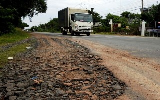 Tây Ninh đề nghị Bộ Giao thông Vận tải sớm sửa chữa, cải tạo Quốc lộ 22B