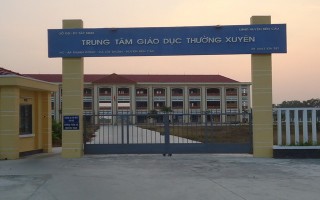 Đầu tư cho giáo dục thường xuyên, bao giờ thôi... lãng phí ?