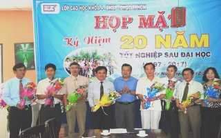 Cựu học viên Cao học khóa 4 Đại học Sư phạm TP.HCM họp mặt kỷ niệm 20 năm tốt nghiệp