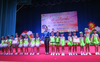 Trung tâm Học tập, Sinh hoạt Thanh thiếu nhi Tây Ninh:Tổ chức gải Aerobic thiếu niên, nhi đồng