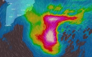 Nhờ đâu bão Tembin lệch hướng, suy yếu nhanh?
