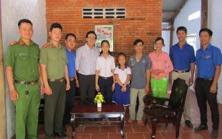 HTV trao hai ngôi nhà mơ ước tại Tây Ninh