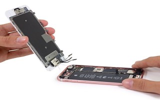 Apple có thực sự đang thay thế pin mới cho iPhone cũ?