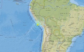 Động đất 7,3 độ ngoài khơi Peru gây cảnh báo sóng thần