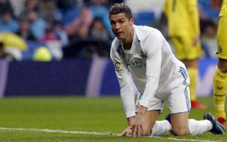 Ronaldo đang chơi tệ nhất trong 12 năm