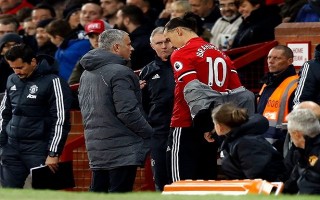 Mourinho đẩy Ibrahimovic ra khỏi MU, Giroud đầu quân Chelsea