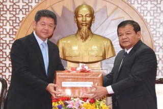 Tỉnh trưởng tỉnh Kampong Cham thăm và làm việc tại Tây Ninh