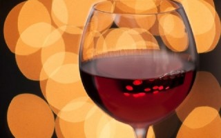 Uống chút rượu có thể làm sạch não