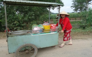 Hơn 30 năm quang gánh tảo tần