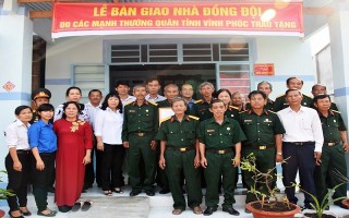 Bàn giao nhà cho người nghèo ở huyện Dương Minh Châu