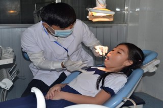 Chớ coi thường việc chăm sóc răng cho trẻ
