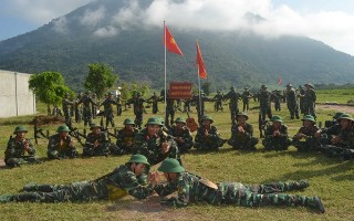 Sáng thể thao, chiều cất cao tiếng hát