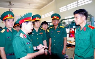 Khảo sát chất lượng học viên Trường Sĩ quan lục quân 2 tại Sư đoàn 5