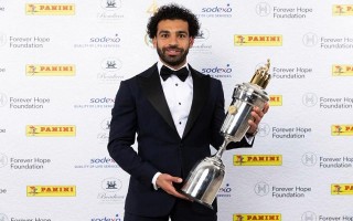 Salah đoạt danh hiệu Cầu thủ xuất sắc nhất Premier League