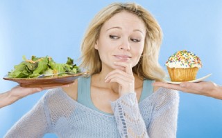 10 mẹo giúp bạn dễ dàng kiểm soát ăn uống