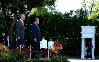 Lễ đón chính thức Thủ tướng Nguyễn Xuân Phúc thăm Singapore