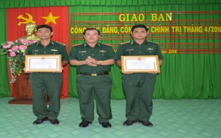Khen thưởng đột xuất lực lượng phòng, chống tội phạm BĐBP Tây Ninh