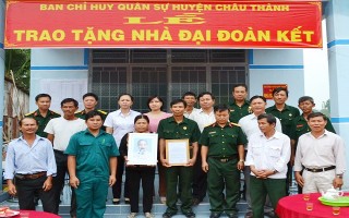 Sơ kết 2 năm thực hiện Chỉ thị 05 của Bộ Chính trị