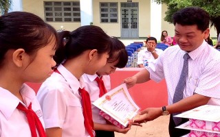 Tây Ninh tổng kết năm học 2017–2018