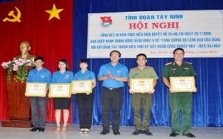 Tổng kết 10 năm triển khai thực hiện Nghị quyết 25 về “Tăng cường sự lãnh đạo của Đảng đối với công tác thanh niên thời kỳ đẩy mạnh công nghiệp hóa, hiện đại hóa”