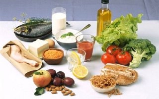 Chế độ ăn uống hợp lý để phòng các bệnh không lây nhiễm?