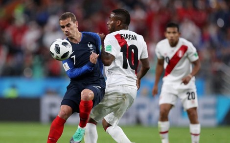 Thắng sát nút Peru, Pháp trở thành đội đầu tiên giành vé đi tiếp ở World Cup