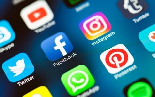 Facebook kiếm cả trăm tỷ USD nhờ mua lại Instagram