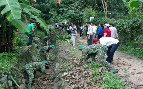 Ra quân làm công tác vận động quần chúng