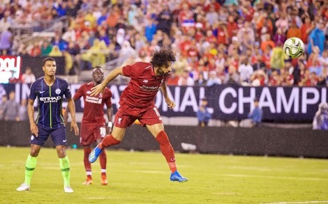 Salah bừng sáng, Liverpool ngược dòng đánh bại Man City