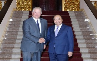Thủ tướng Nguyễn Xuân Phúc tiếp cựu Phó Tổng thống Hoa Kỳ