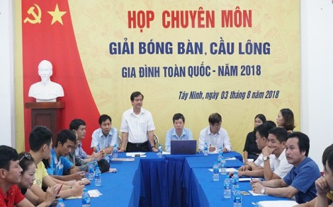 Họp chuyên môn giải bóng bàn, cầu lông gia đình toàn quốc 2018