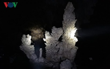 Phát hiện thêm 44 hang động nguyên sơ ở Phong Nha - Kẻ Bàng