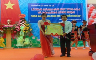 Công nhận Trường Mầm non Long Thuận đạt chuẩn quốc gia