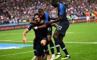 Pháp thắng trận đầu tại Nations League