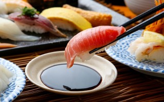 Ăn nhiều sushi chưa chắc có lợi cho sức khỏe