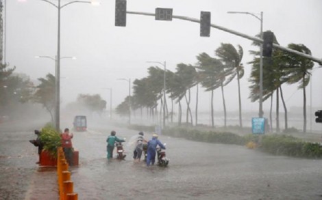 Siêu bão Mangkhut vượt qua Philippines, đe dọa miền nam Trung Quốc