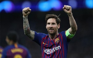 Messi lập cú đúp, Barca thắng ngay trên sân Tottenham