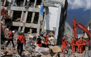 Nhiều hỗ trợ cho nạn nhân động đất ở Indonesia