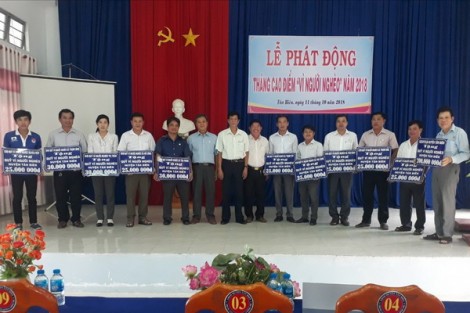 Phát động Tháng cao điểm "Vì người nghèo" năm 2018